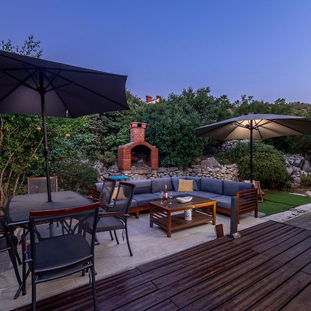 Apartment With Terrace And Mini Pool Green Gold Дубровник Екстер'єр фото